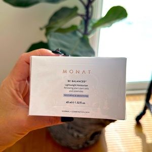 Monat Be Balanced Lightweight Moisturizer
